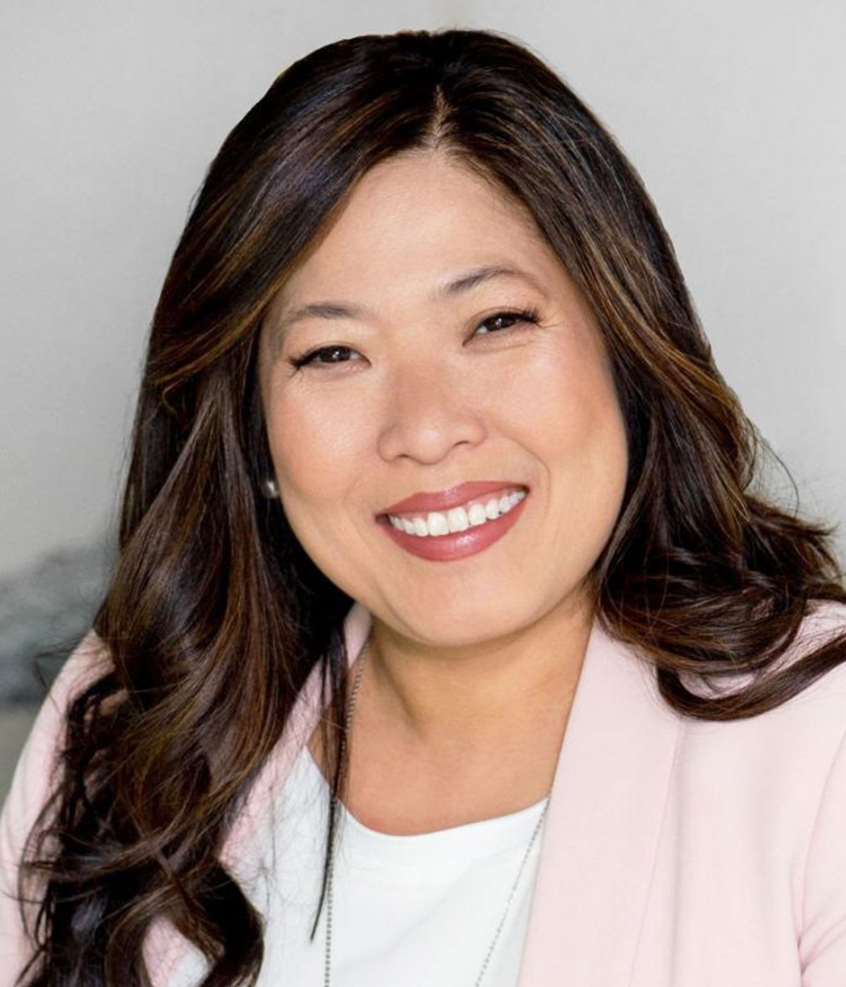 Mary Ng