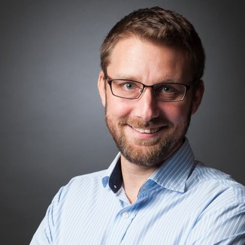 HEADSHOT-Pascal-Bornet-3-liggend